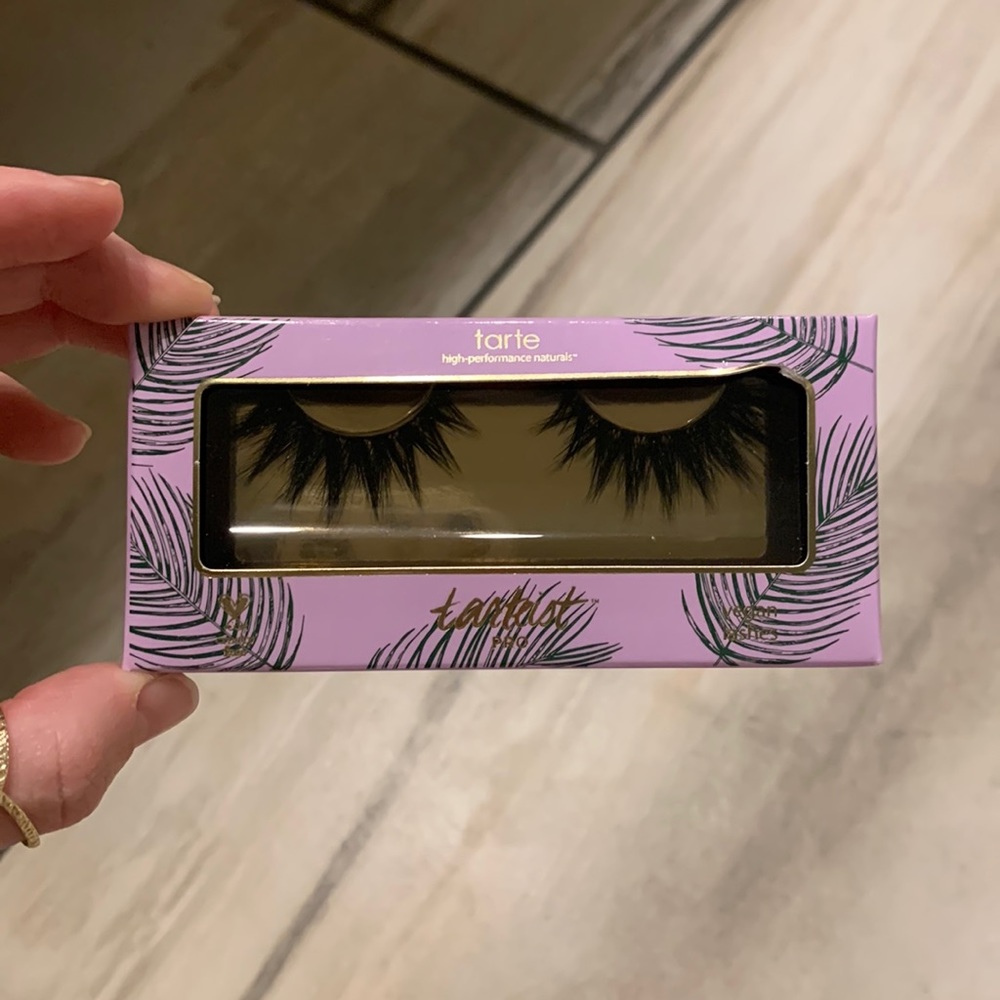 Tarteist Pro Lashes in “Wifey”
